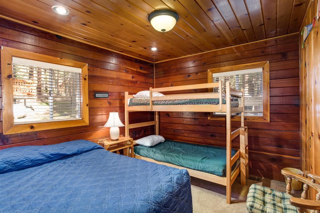70 Simmons Den Wawona Exterior foto
